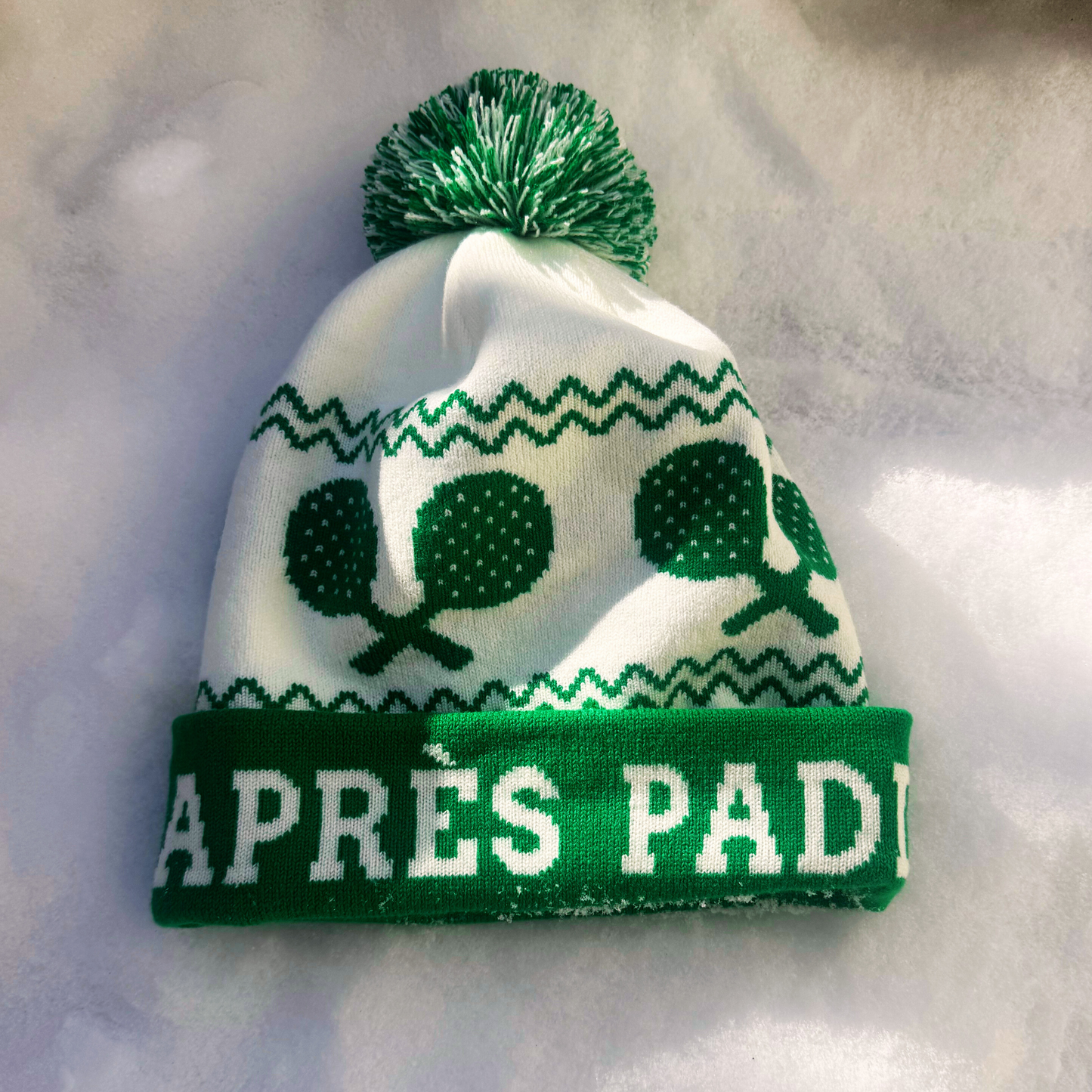 Aprés Paddle Knit Hat - Green and White